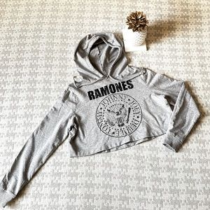 [Divided] cropped lightweight hoodie. Size M